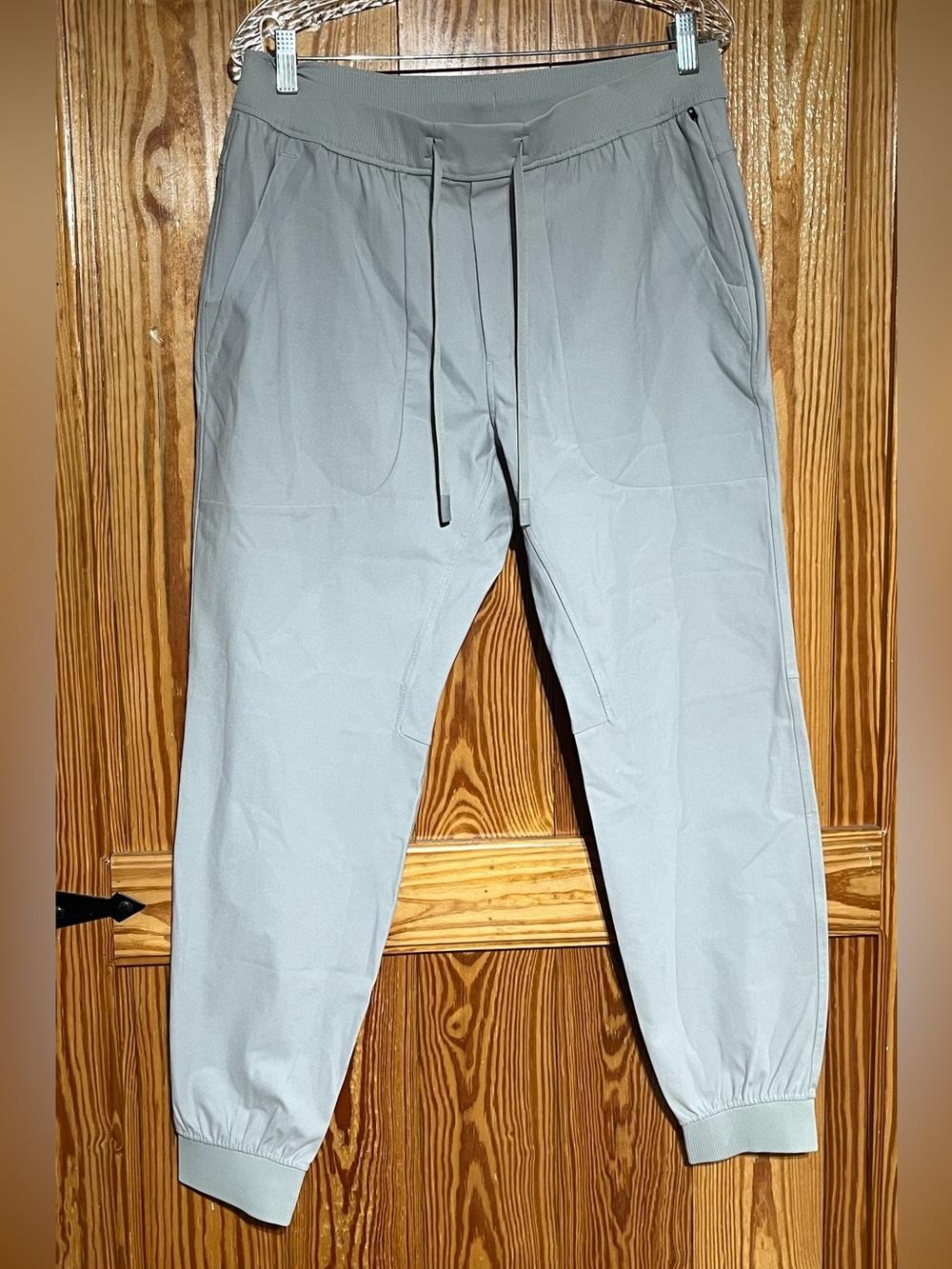 7Diamonds NEW Infinity Jogger Pants Men's Platinum Gray Stretch Zipper Pockets